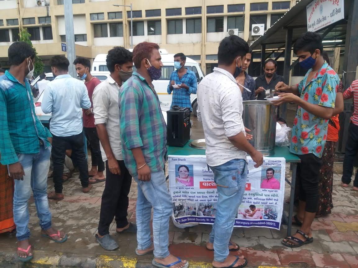Free Food & Meal Serving Drive - Photo #16