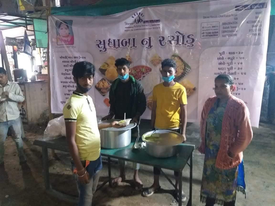Free Food & Meal Serving Drive - Photo #63