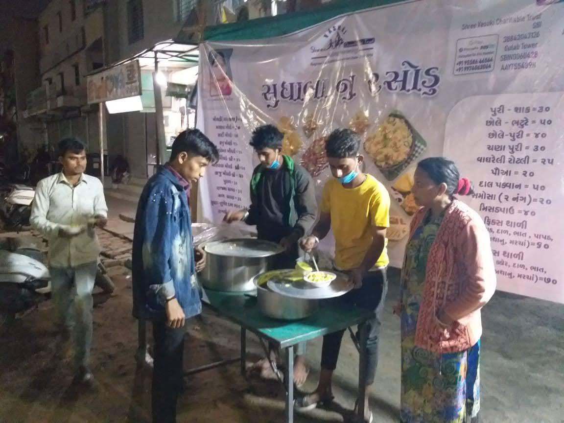 Free Food & Meal Serving Drive - Photo #64